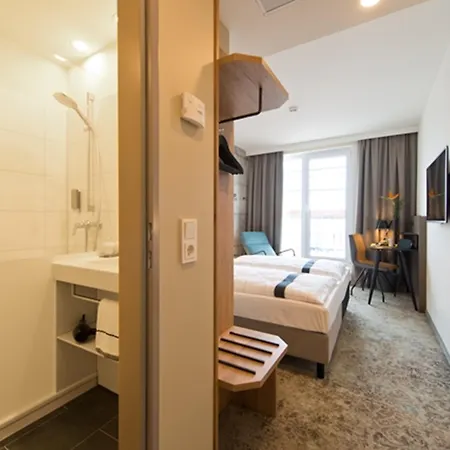 Hotel Loginn 3*